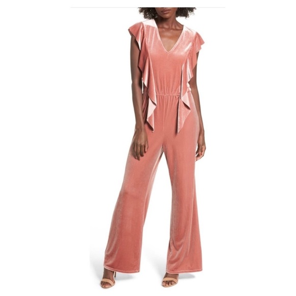 Leith Velour Jumpsuit Wide Leg V-neck Flattering Sleeves Ruffles M - Picture 1 of 9